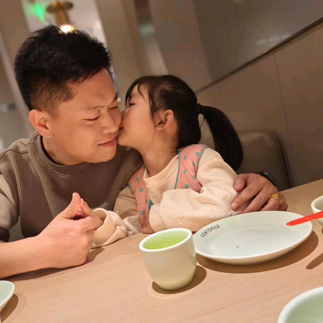 华不溜秋
