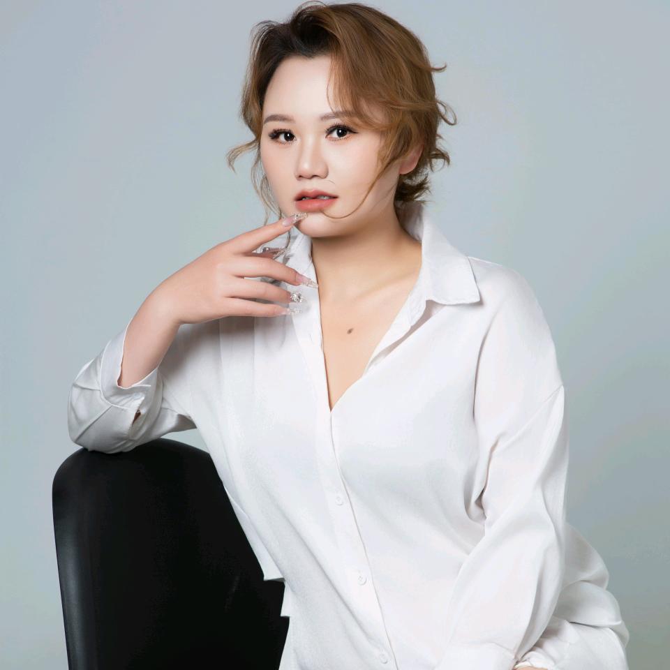 水澜之迷—精油科技护肤化妆品
