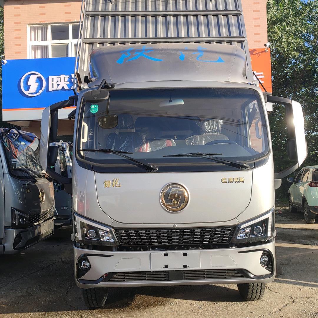 信阳陕汽德龙汽车