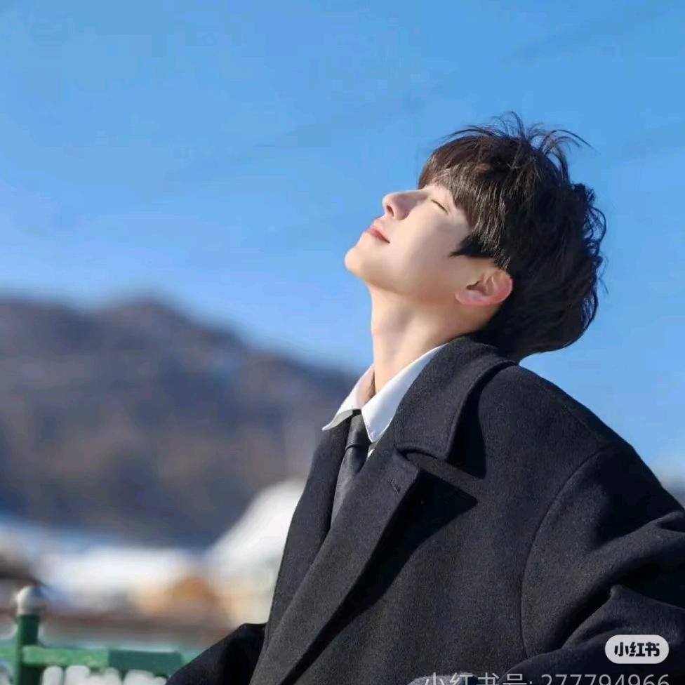 故城一扰，旧梦难寻。