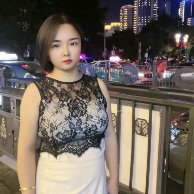 雪儿带着女儿在努力@抖音