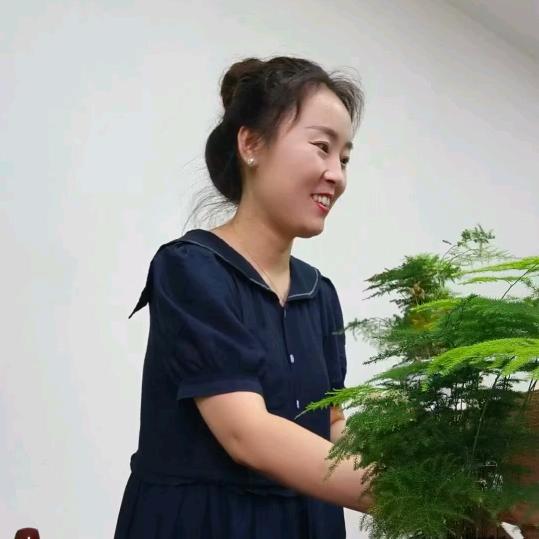 远嫁的小杨老师