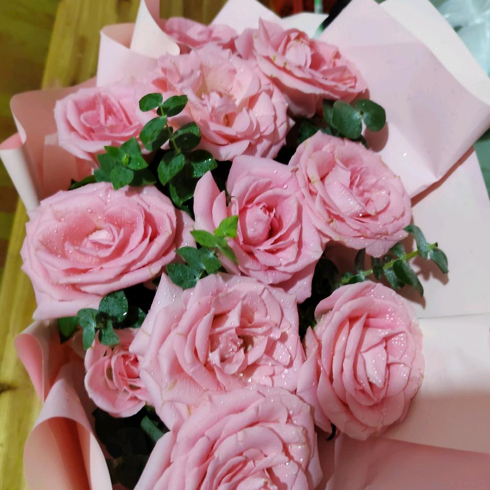 向快乐出发😁😁