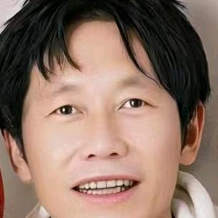 李治龙