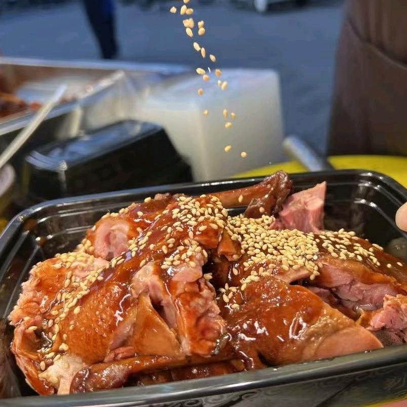 吾皇陈皮鸭:铑㒃