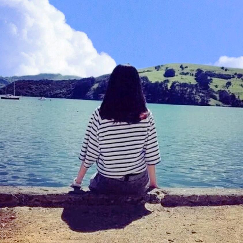 手心里的彩虹糖