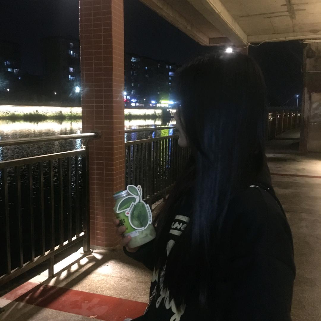 爱吃郫县豆瓣酱的杜拉头像