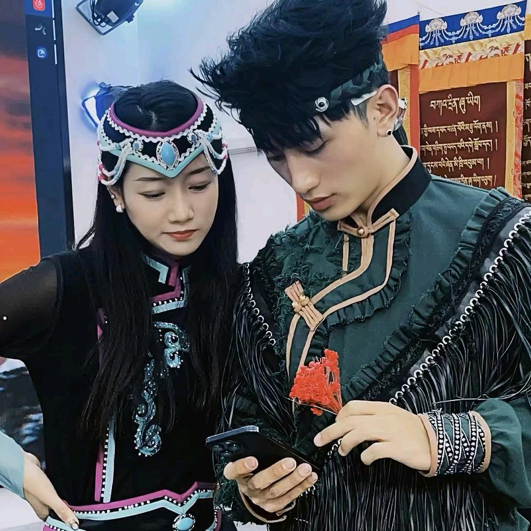 ☀️1⃣🌙3⃣⭐️7⃣✨6⃣💫