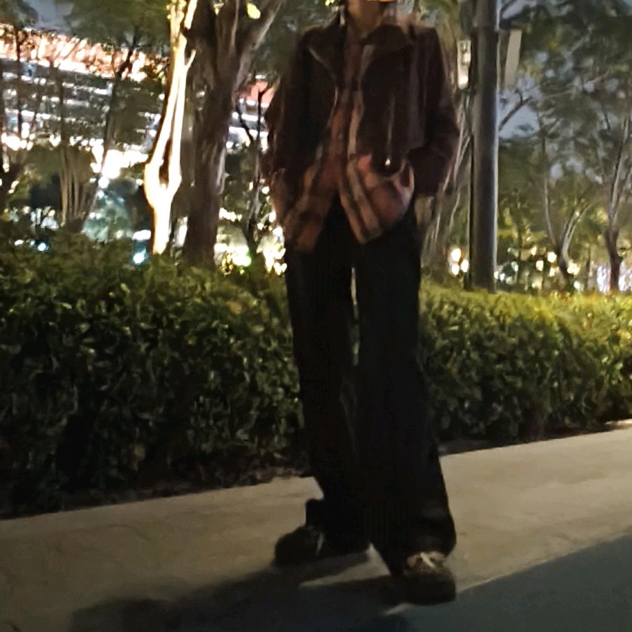 岫筠