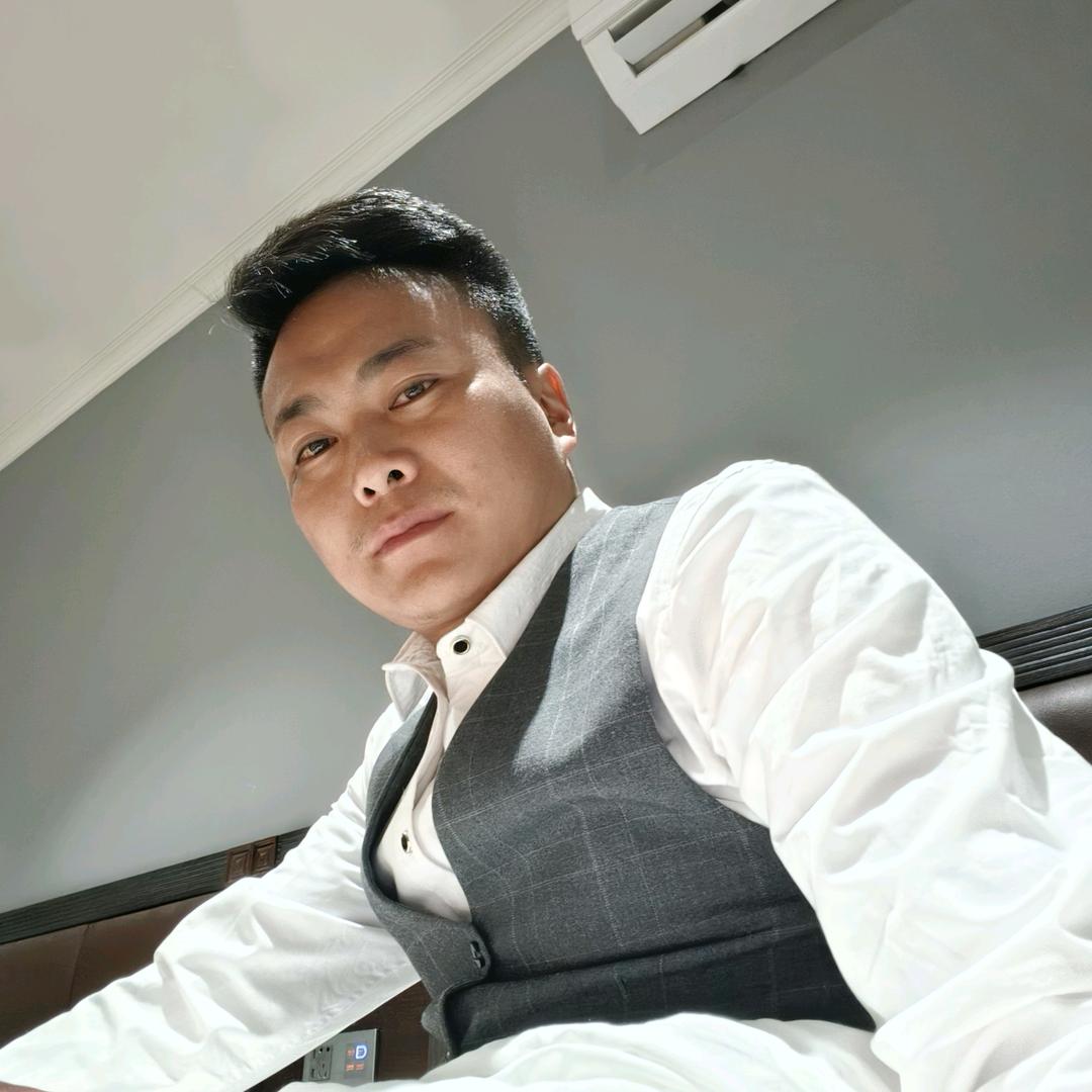 🐉香烟到头终是灰💔爱情到头终是悲🐉