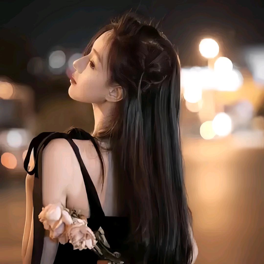 属于你的穿搭小屋