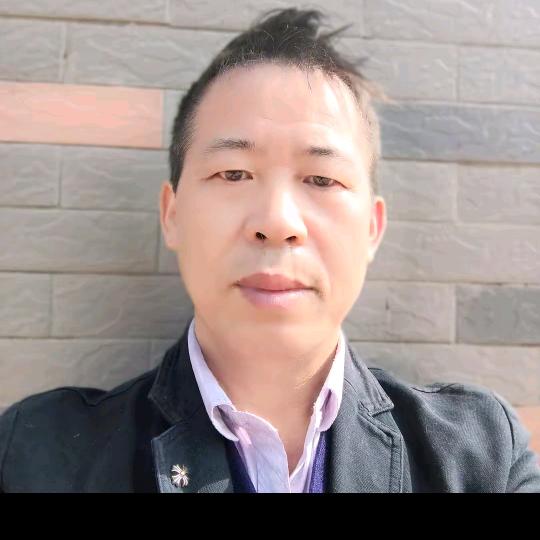 天边微亮:晚上9.38开播