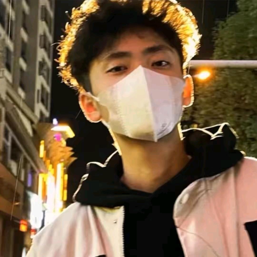 睡不着的泡泡糖：💤