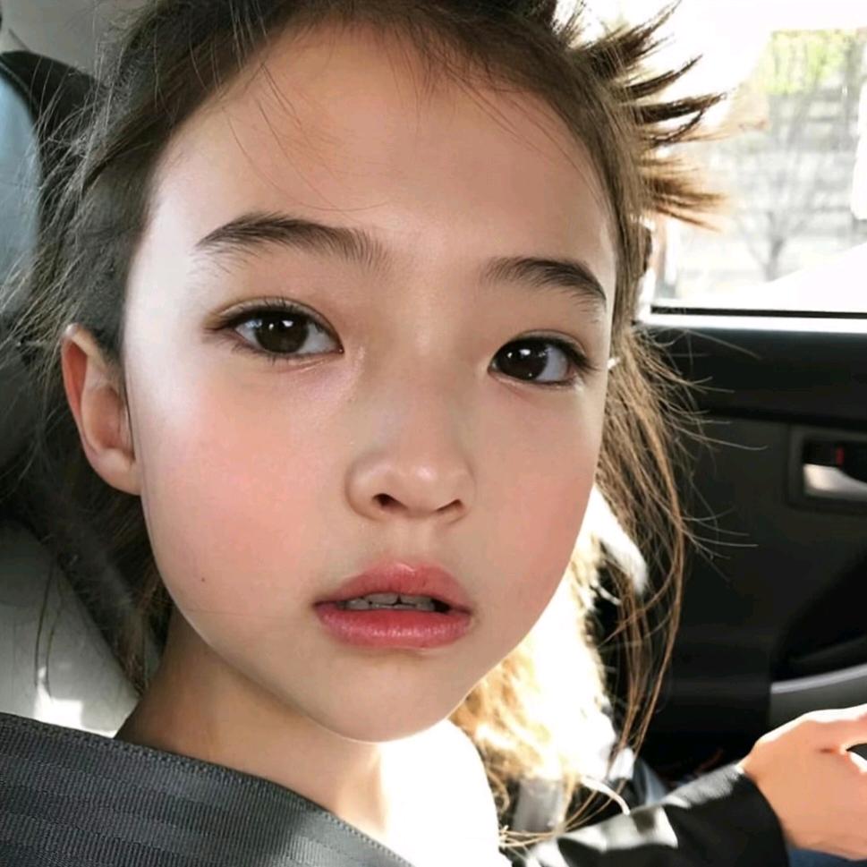 高冷小美