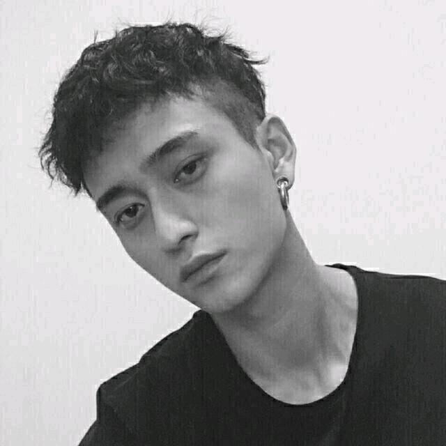 乔合.