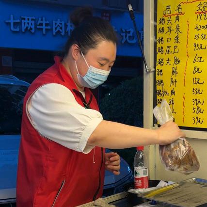 田姐的摆摊生活