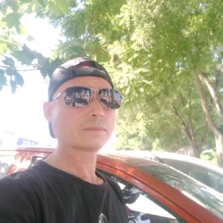 相亲相爱一家人