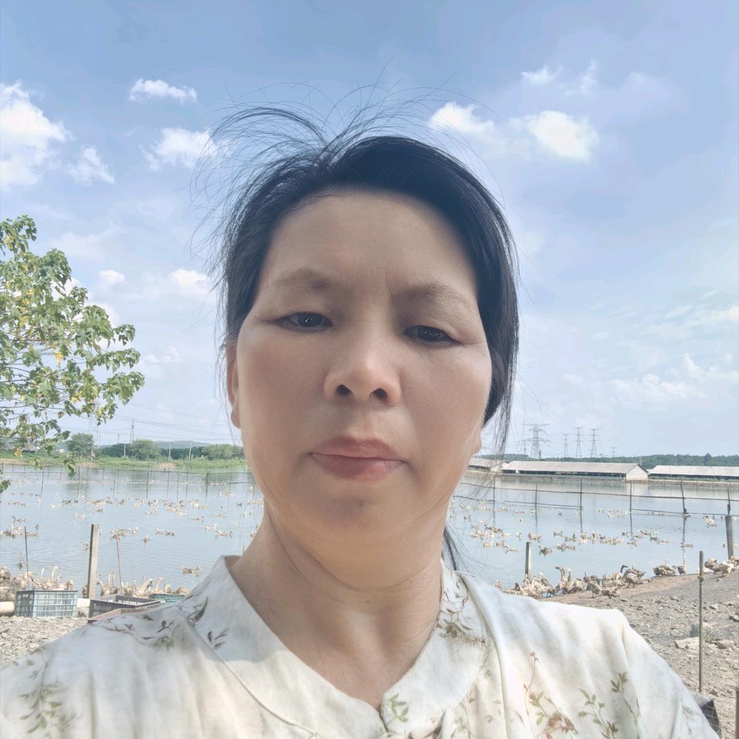 金姐早，晚7点20首早上摆摊，在家照顾妈