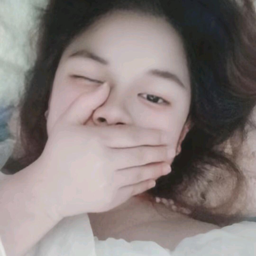 小陈喜欢爱吃辣