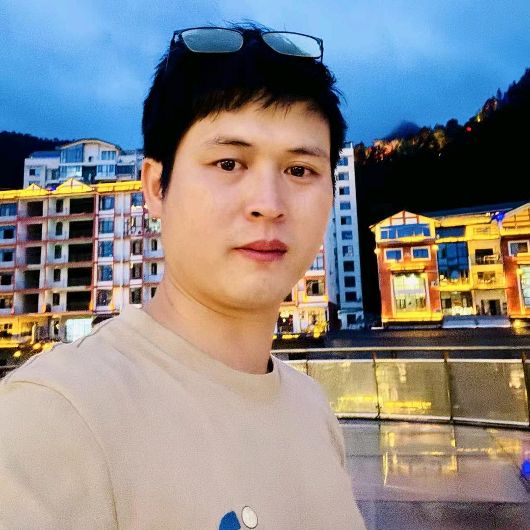 桂林茶园里竹枕--竹哥