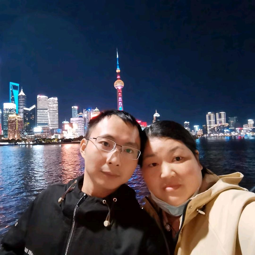 成都鑫铸铺装
