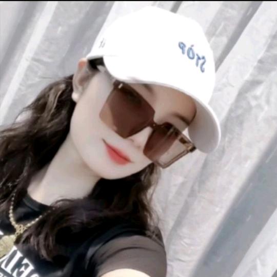 坟台女人衣柜