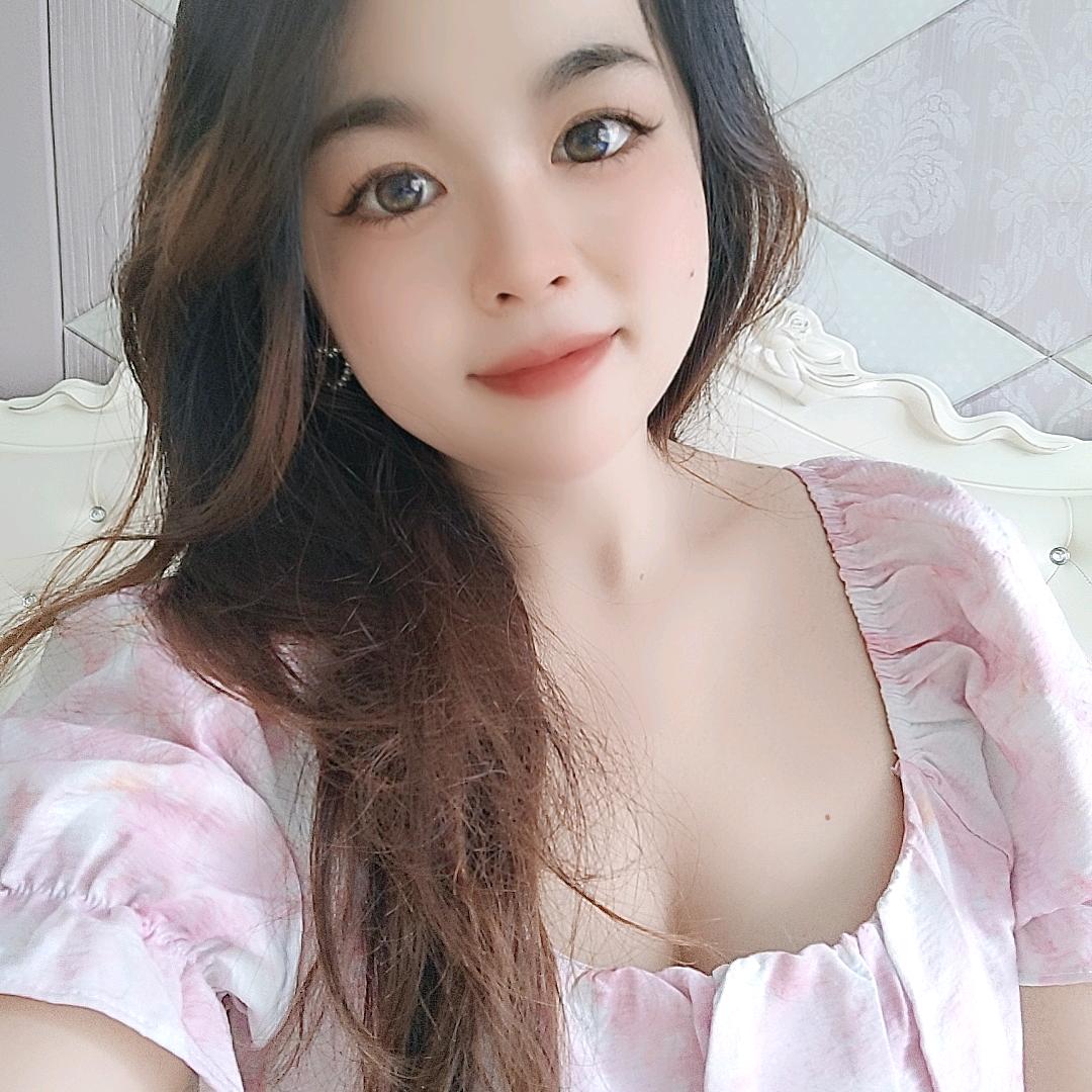 格格（没大哥，拼命播）
