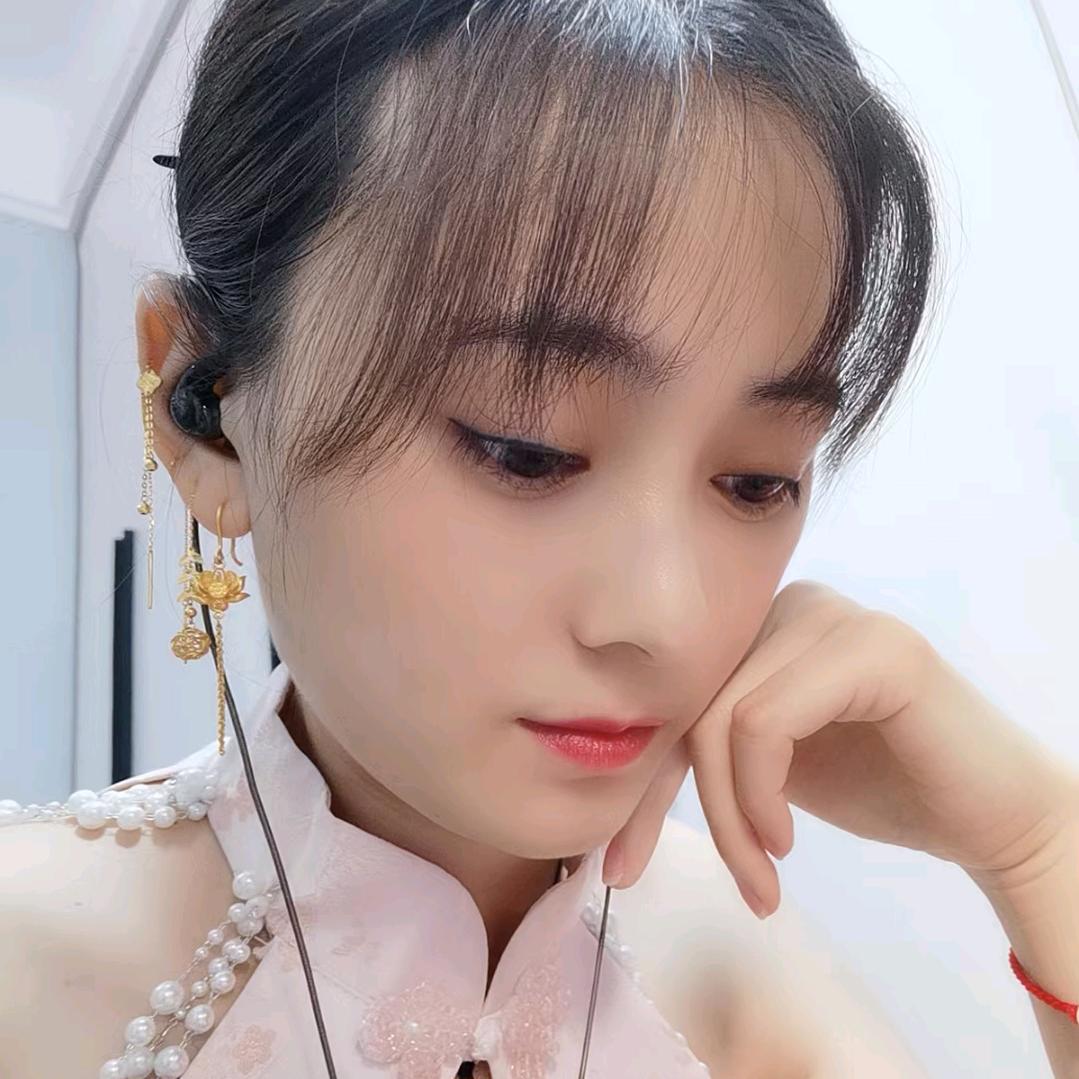 河南女孩｛九月十二生日｝