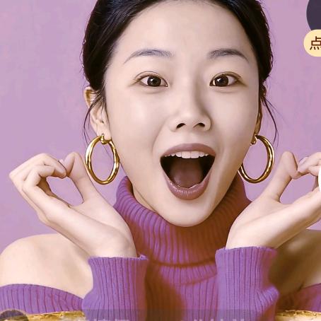 闲情偶遇小百。