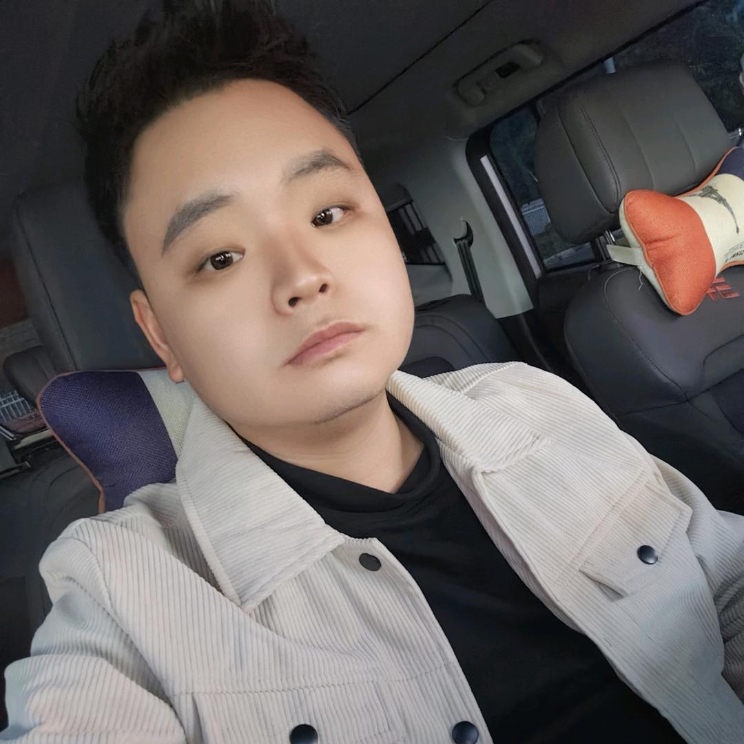 润宇商贸小腾  （99年创业者）