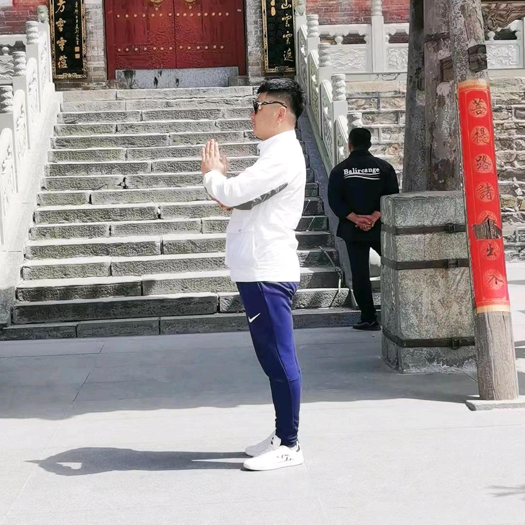 用户1093114301110