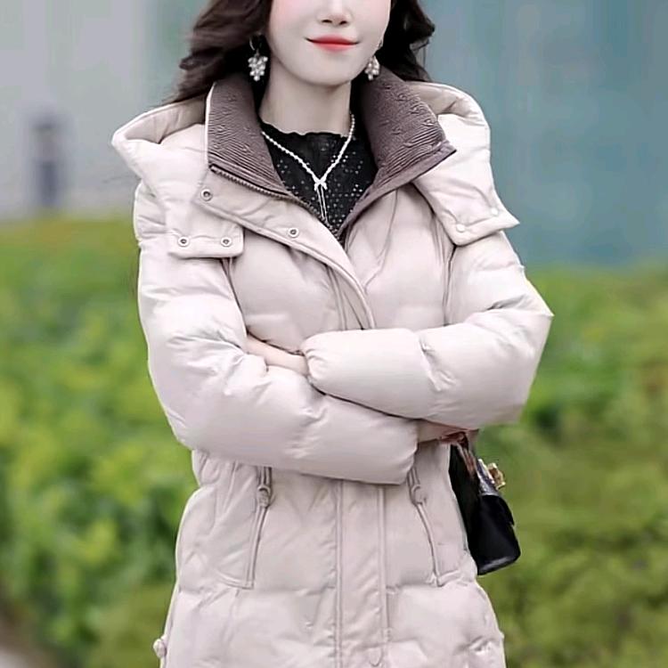 女王嘉服装店