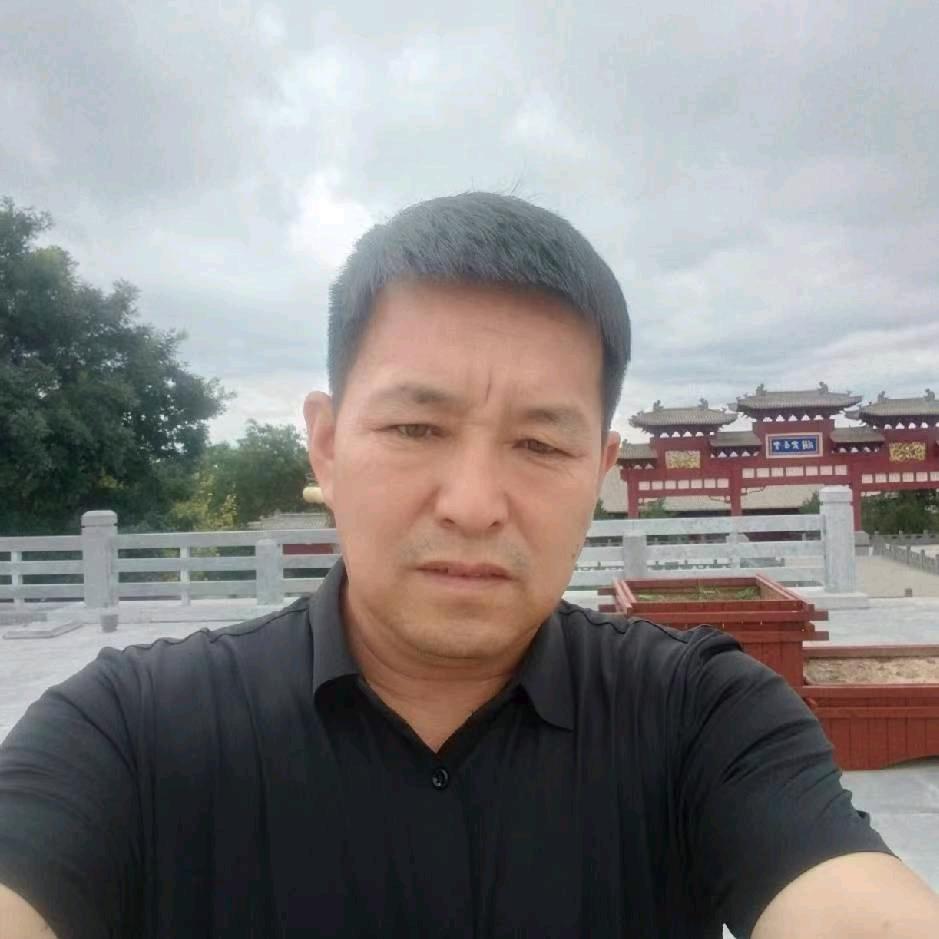 万荣南阳军鼓乐团