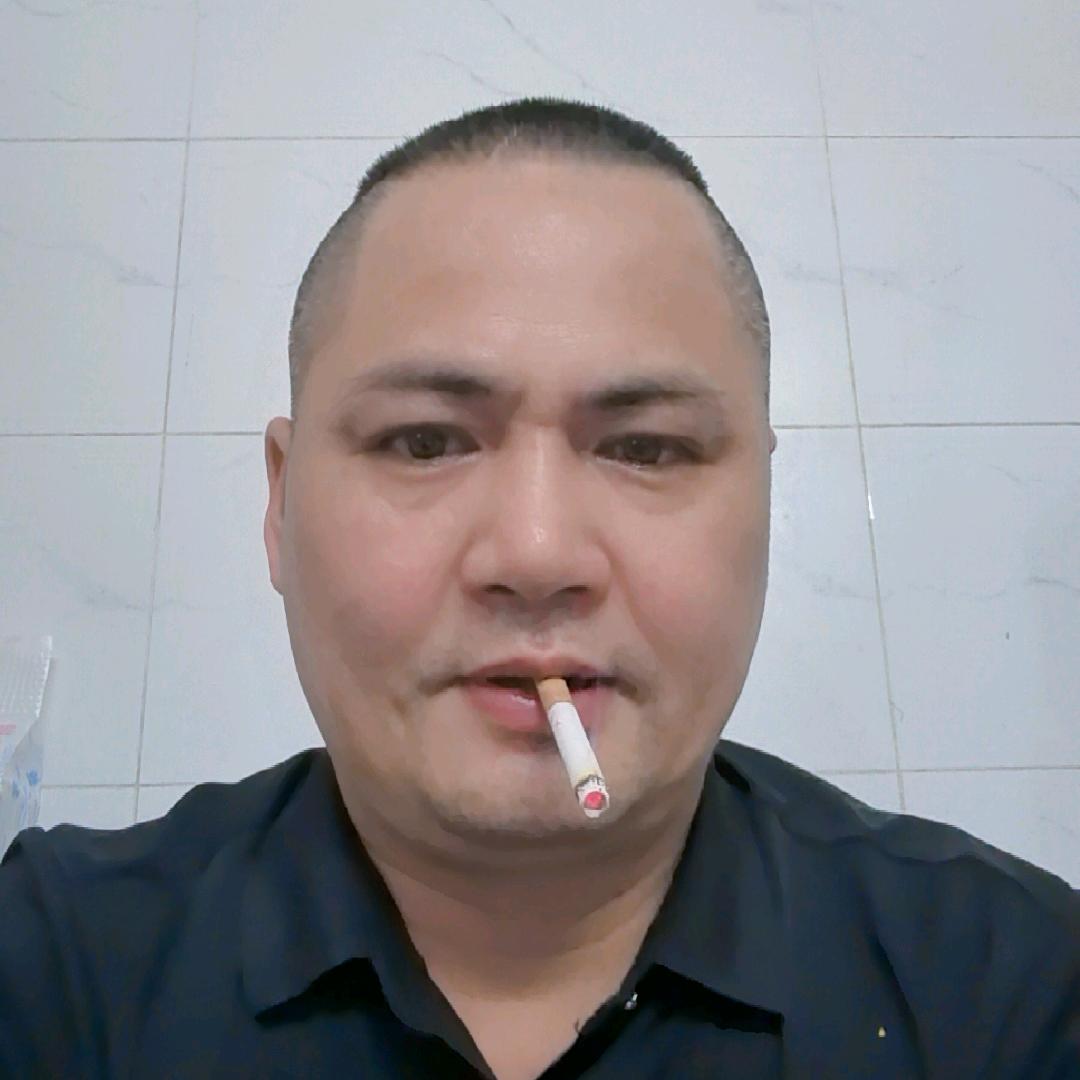 香烟爱上孤独