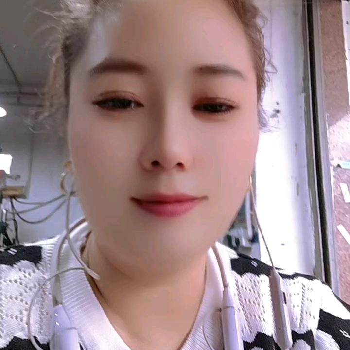 开心的女人