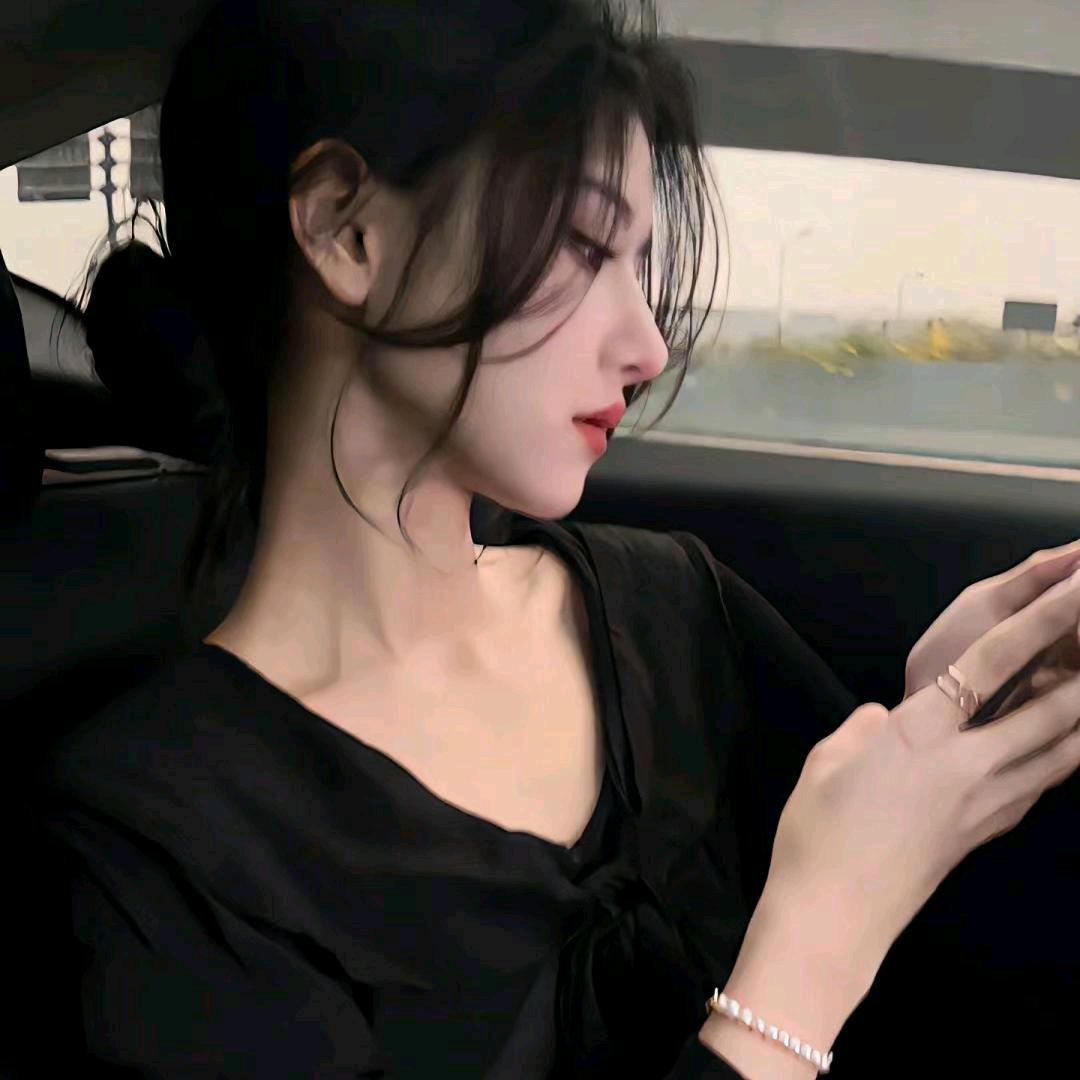 不会飞的小龙女