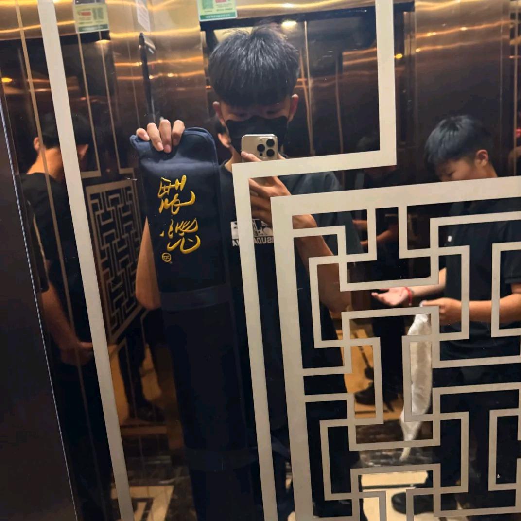 霸气的孩子