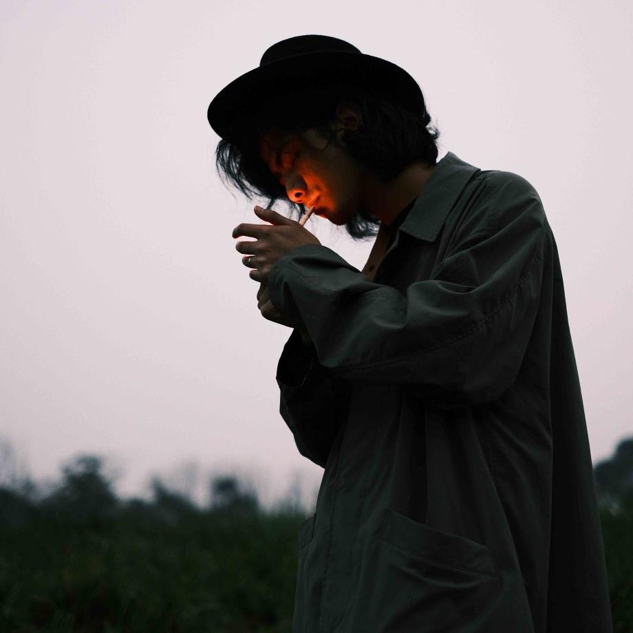 不再当大王了
