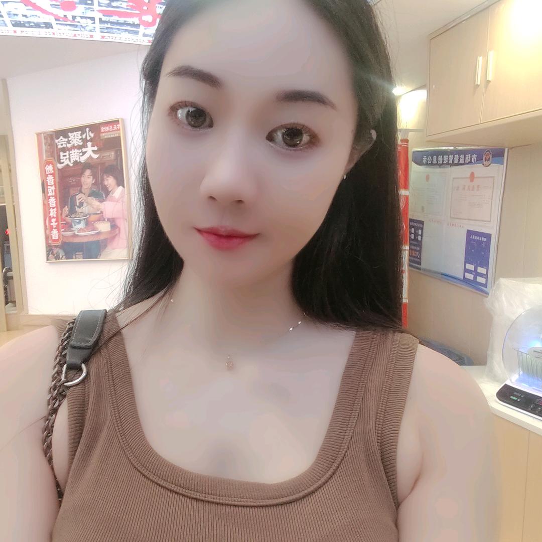 素颜美眉