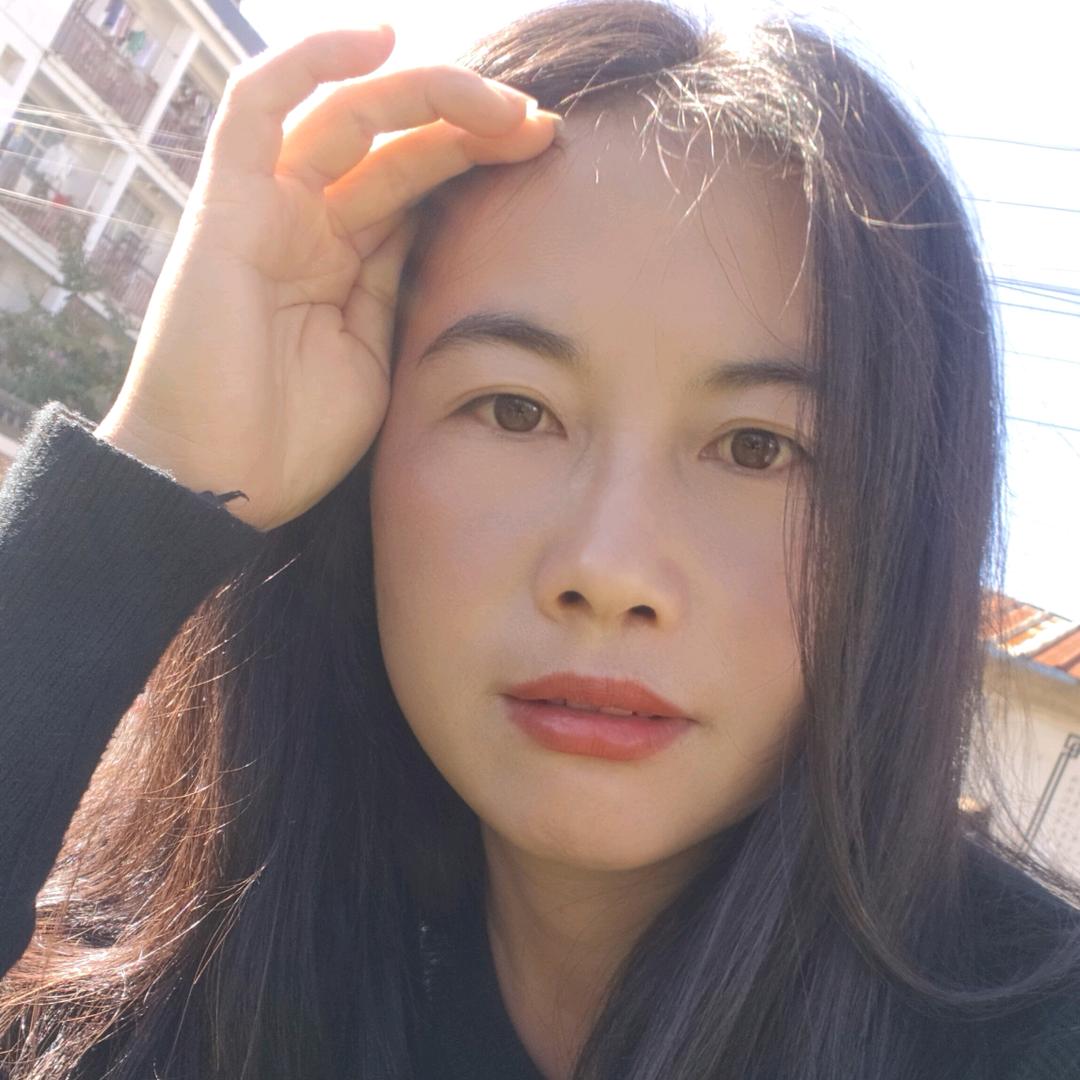 小玩偶(好运连连打歌队)