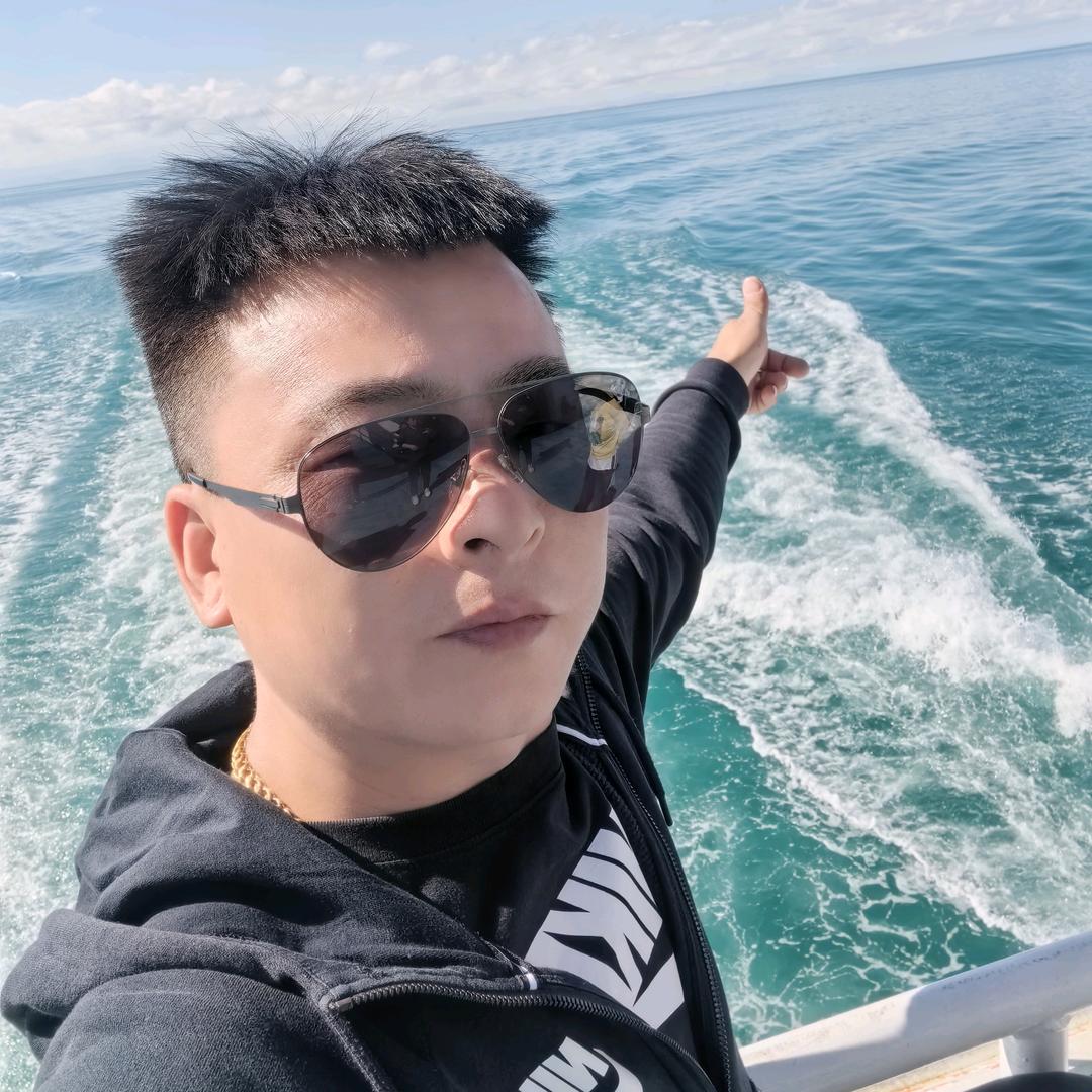 吆吆吆