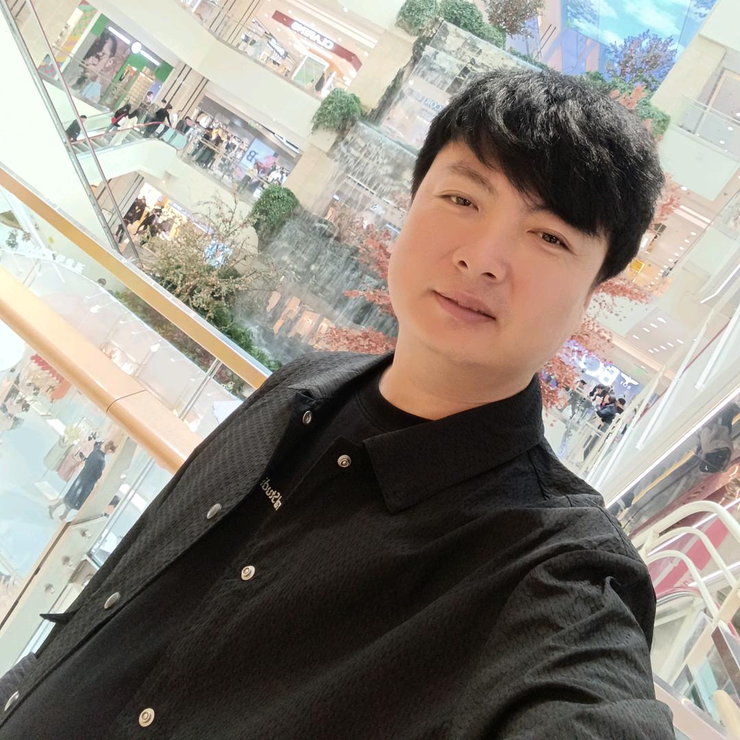 马正伟（单身）头像