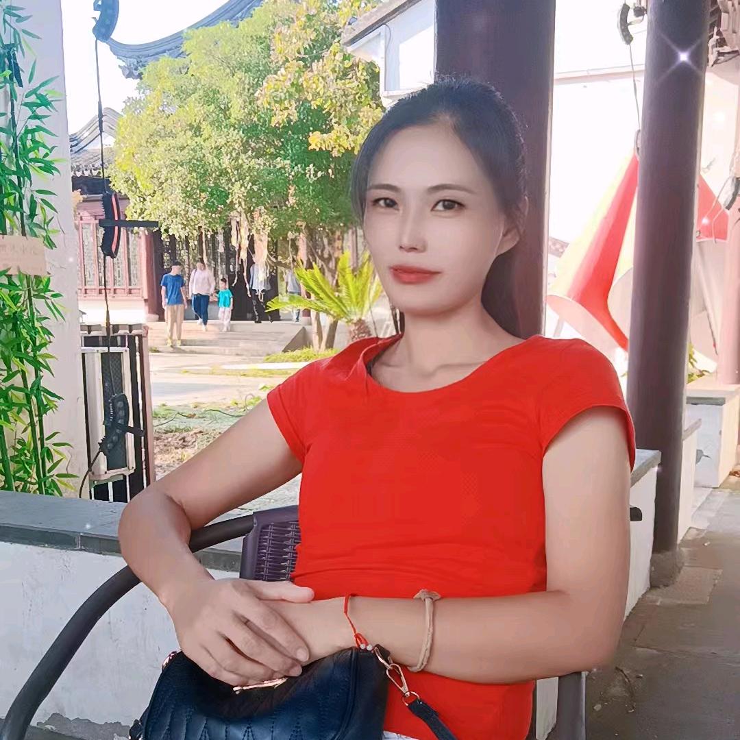爱笑的女孩