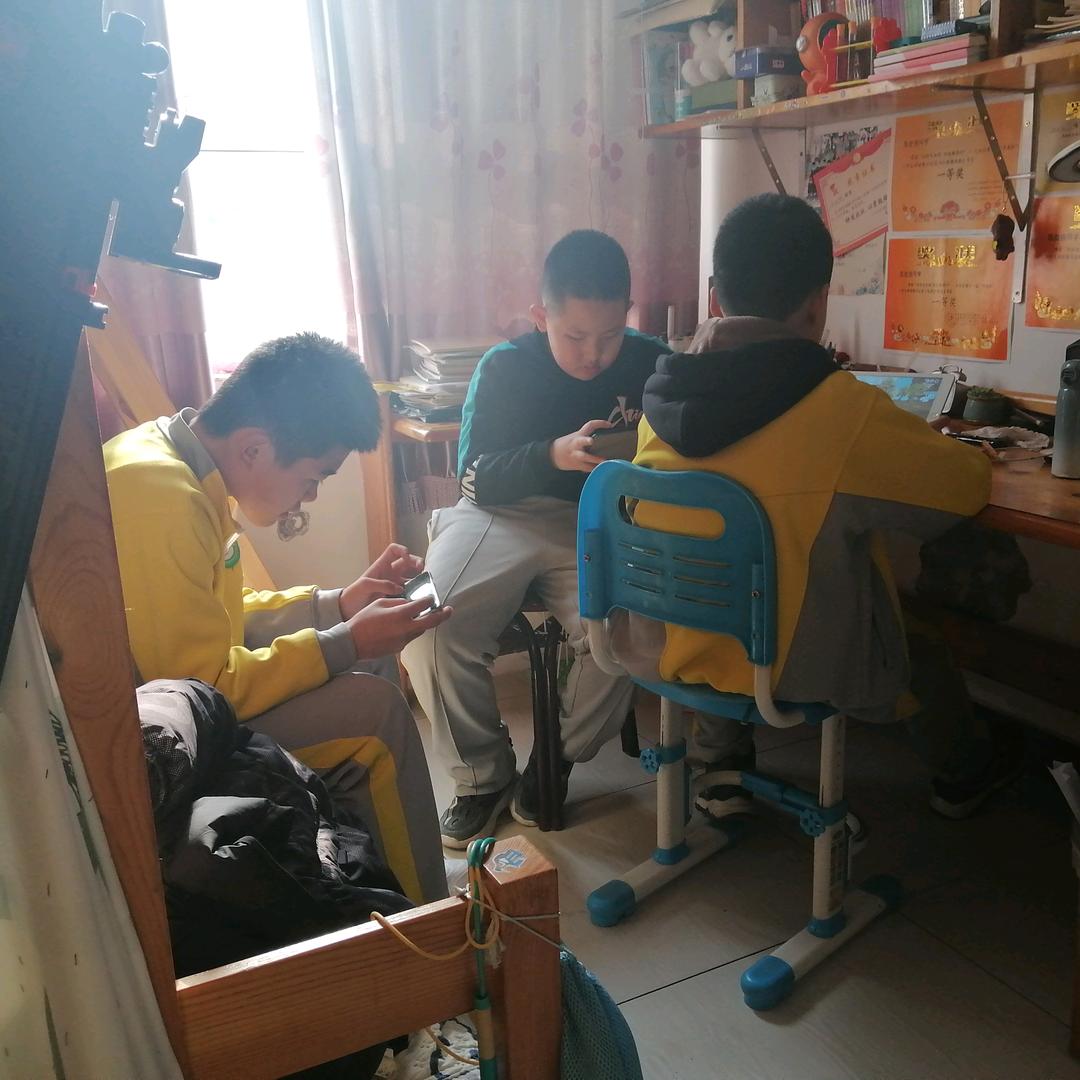 乖甜甜，好哥哥，卢志 兰。头像
