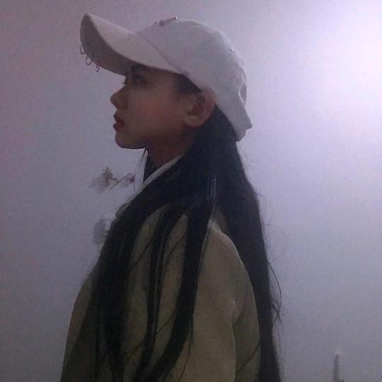 蓉稼跃