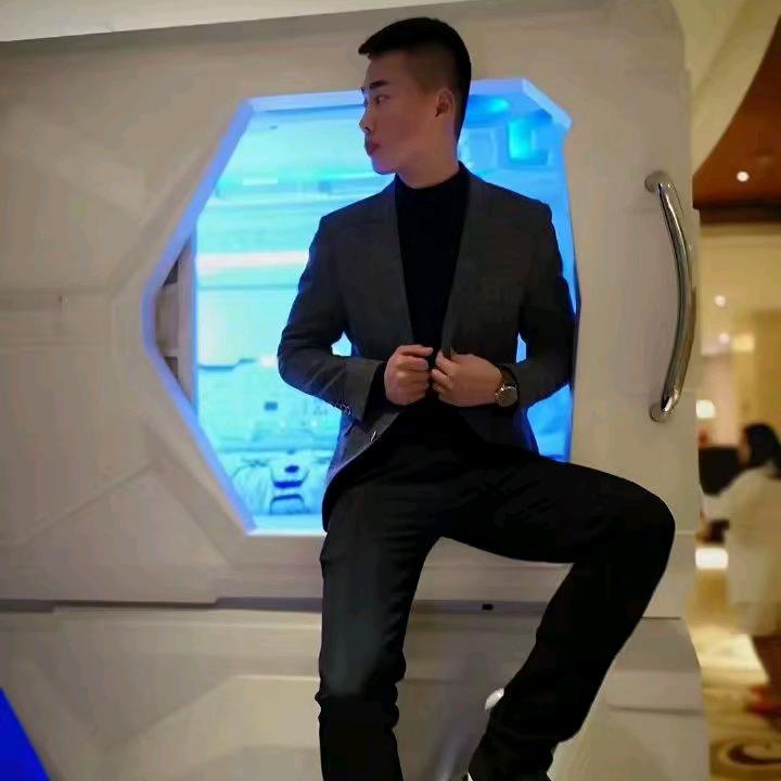 不浪漫👑白佳鑫