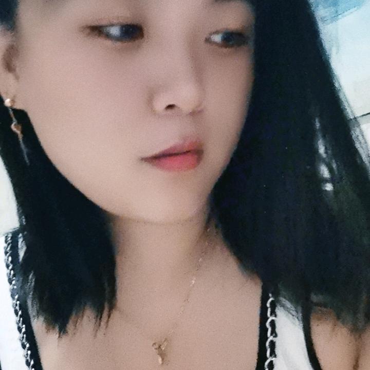 女二.