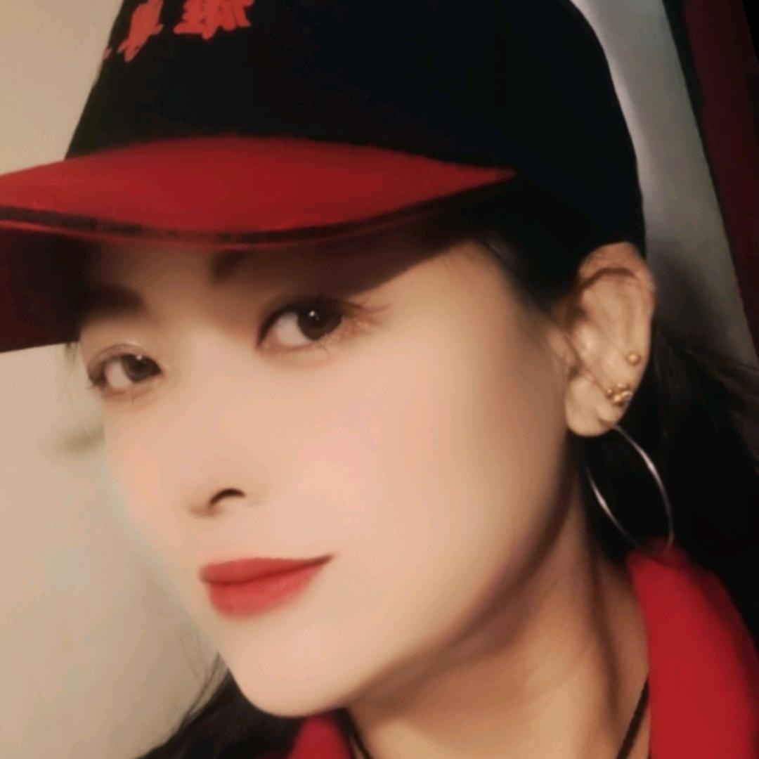 敏敏，