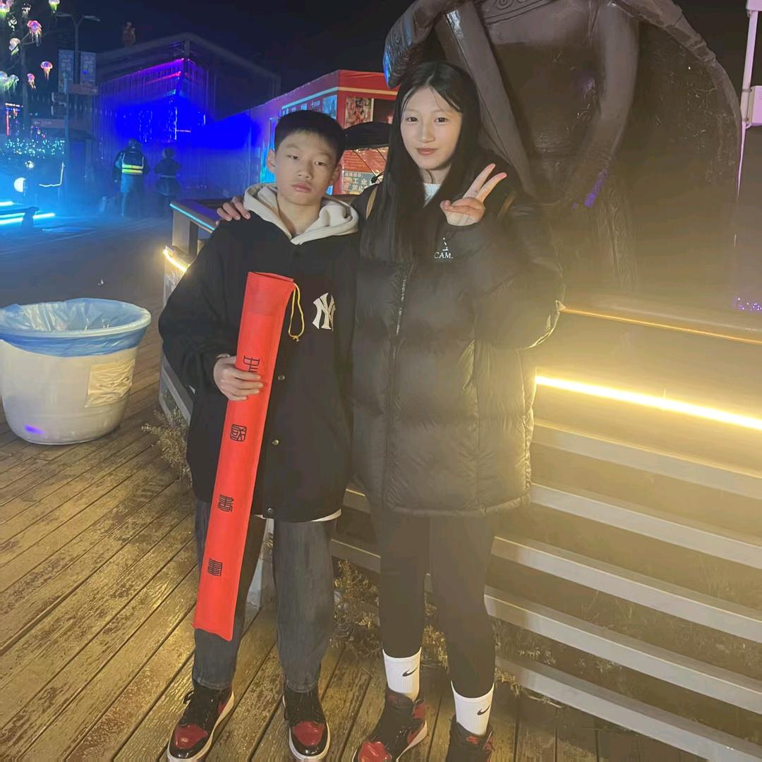不谈不婚不嫁以后独自一人走。