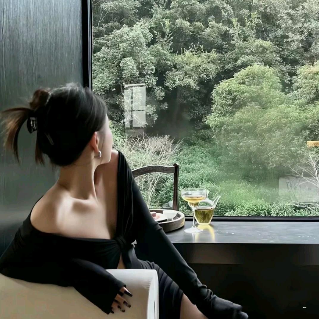 冷  兮  🍀